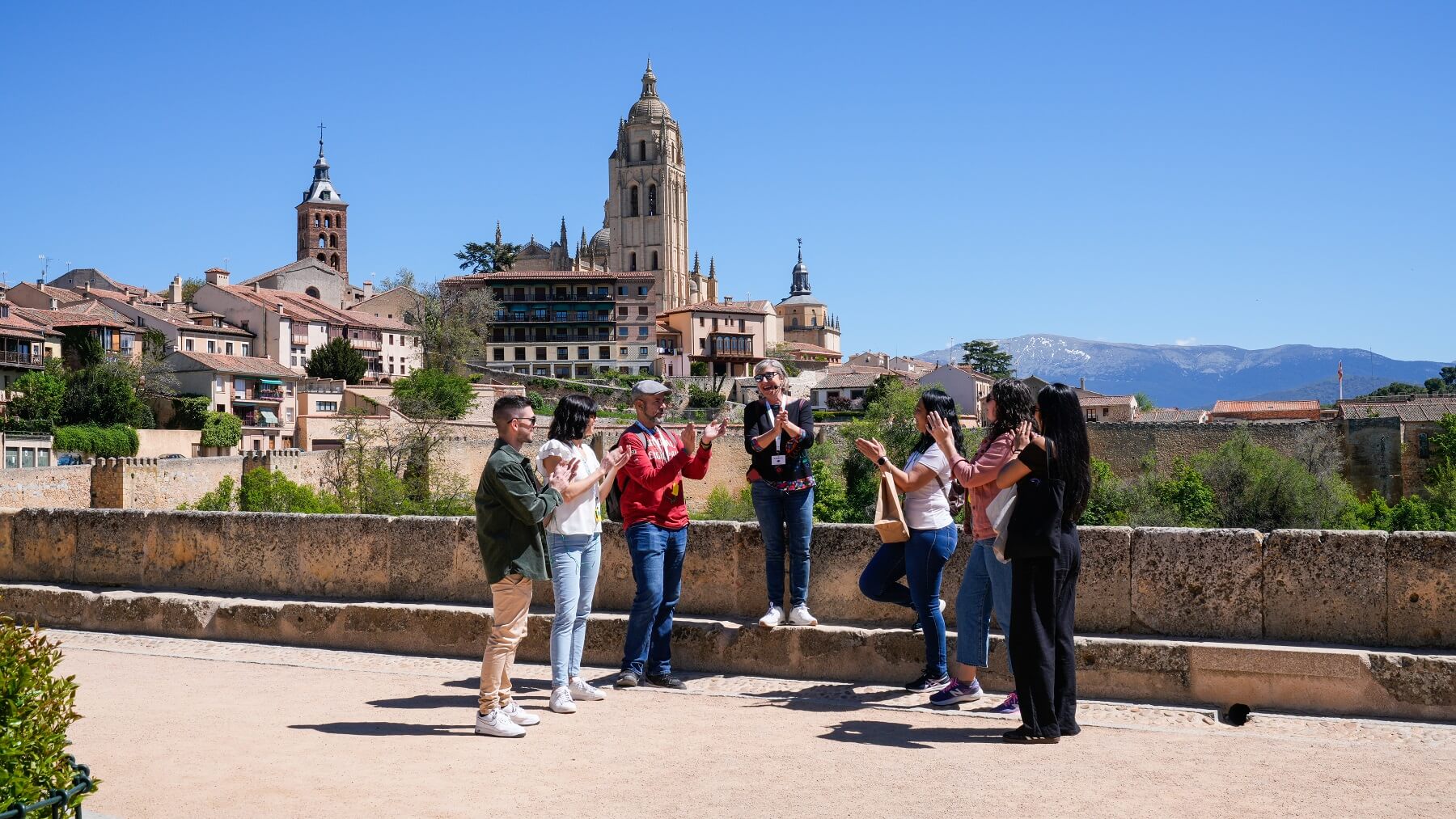 Excursión a Segovia desde Madrid con Catedral y Alcázar